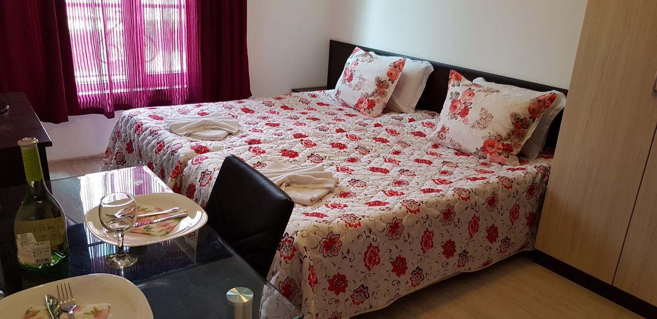 Family Aparthotel Vintegra Burgas Stad Buitenkant foto