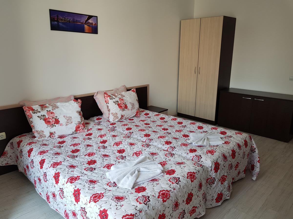 Family Aparthotel Vintegra Burgas Stad Buitenkant foto